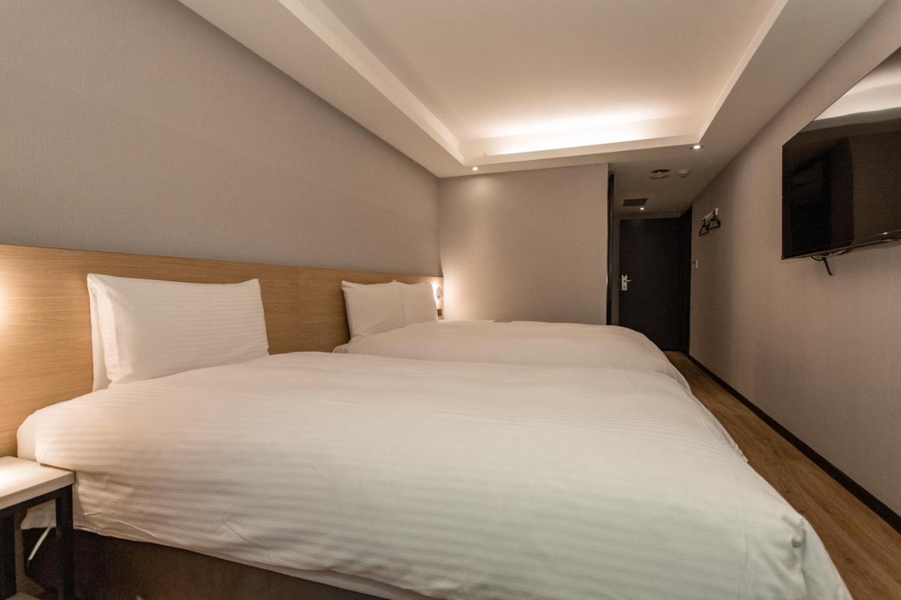 Hub Hotel Tucheng Esterno foto